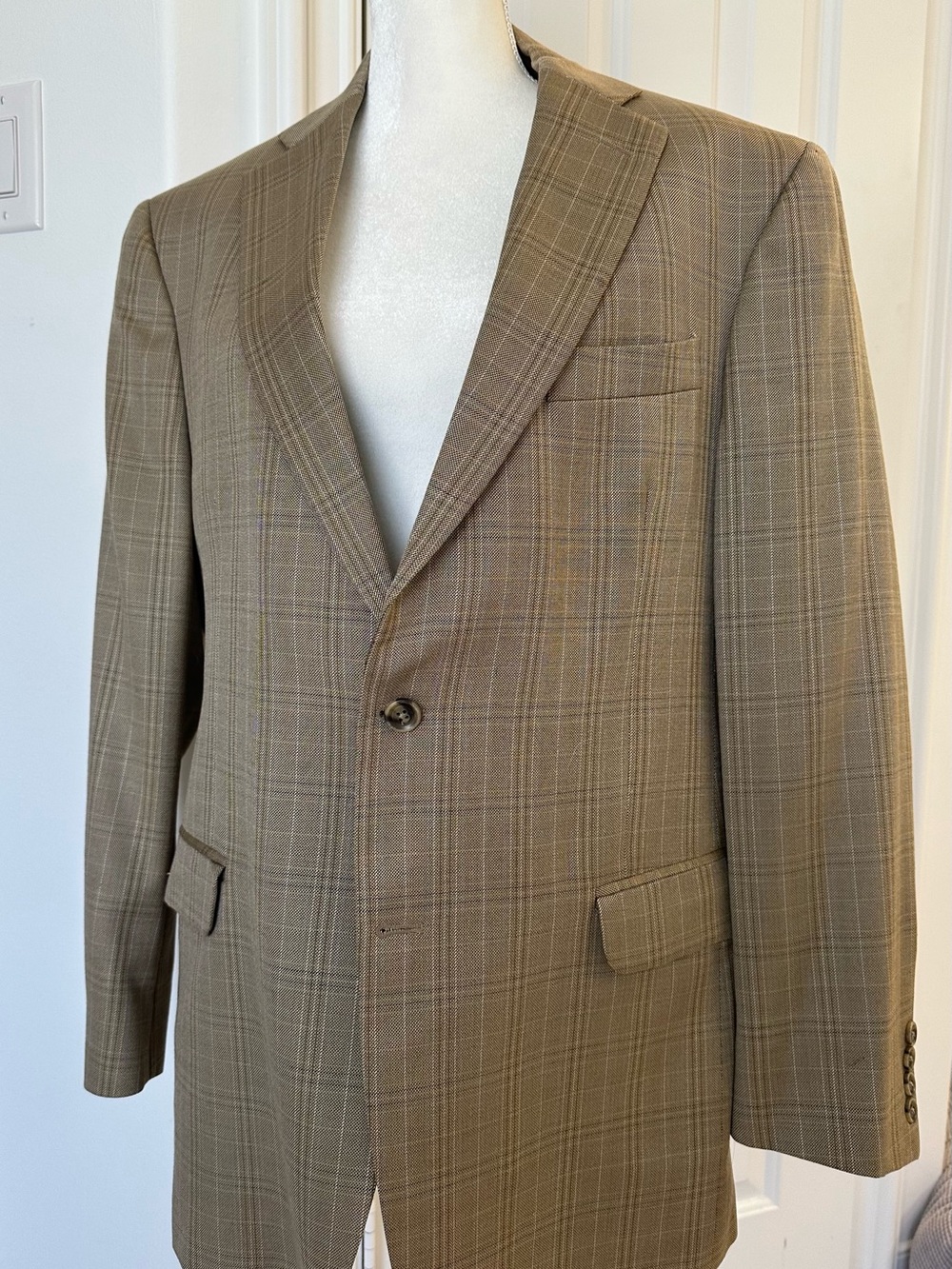 Hart Schaffner Marx Tan Plaid Sport Coat